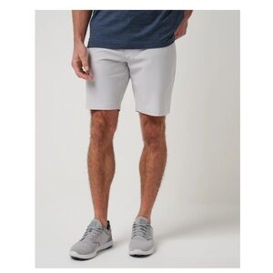 Travis Mathew Light gray Flat Front Shorts, size 34